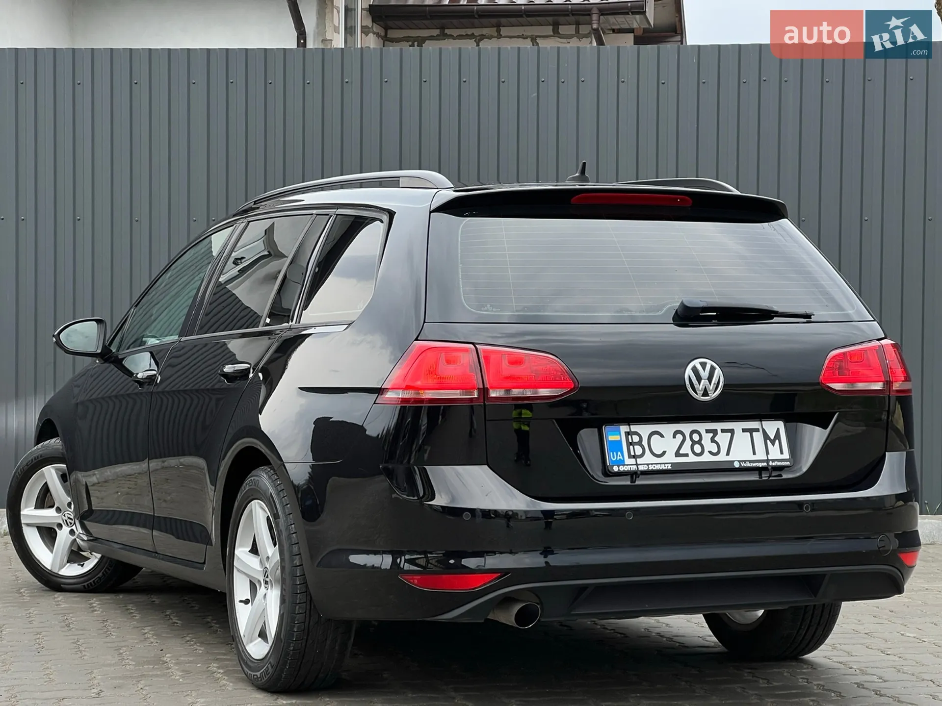 Volkswagen Golf 2015 VIN WVWZZZAUZFP634334 фото оголошення 23 з 96