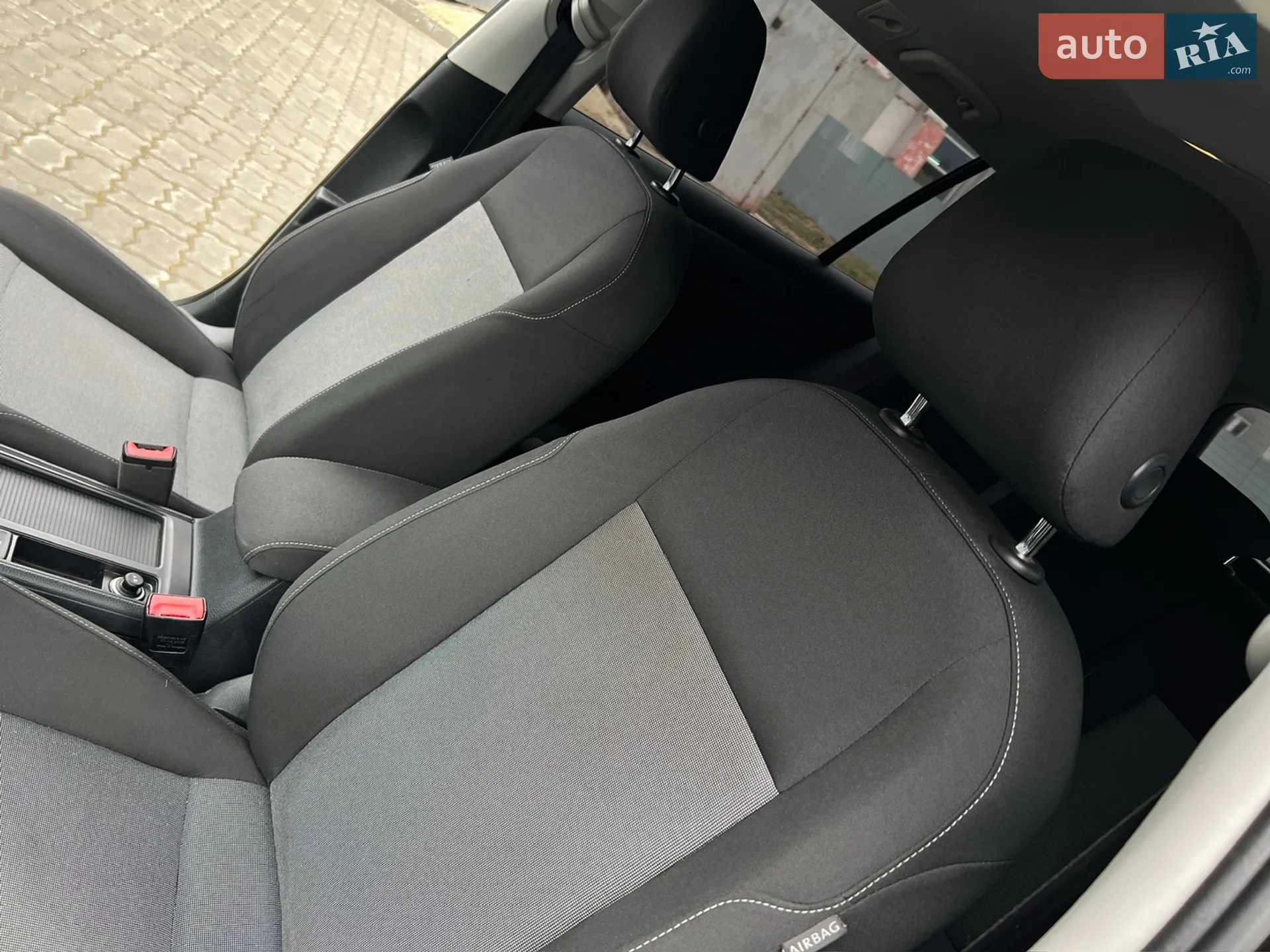 Volkswagen Golf 2015 VIN WVWZZZAUZFP634334 фото оголошення 86 з 96