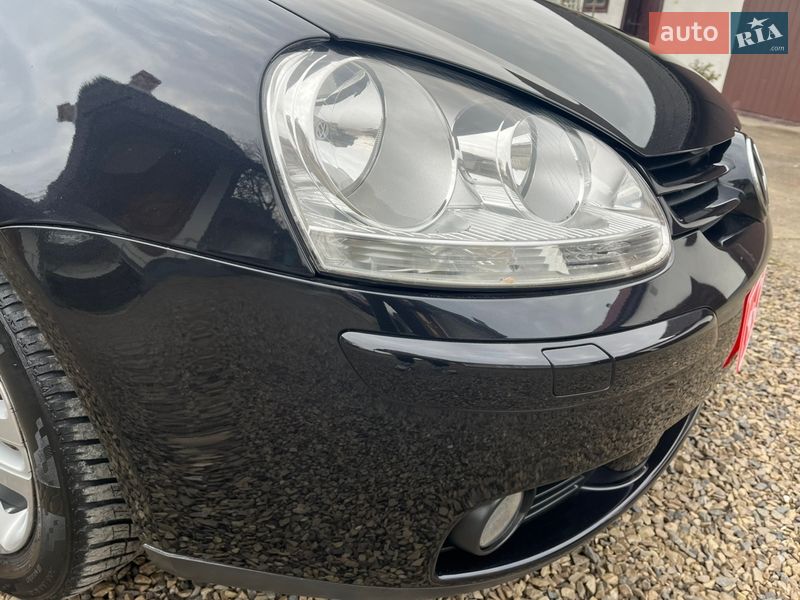 Хэтчбек Volkswagen Golf 2007 в Калуше