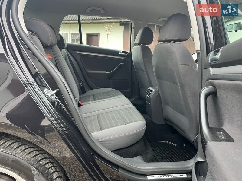 Хэтчбек Volkswagen Golf 2007 в Калуше