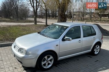 Хэтчбек Volkswagen Golf 2001 в Черкассах