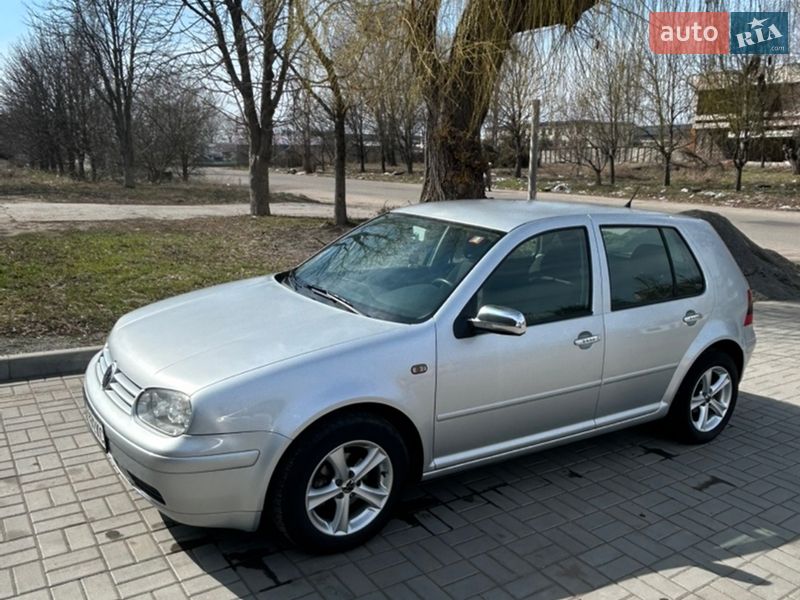 Volkswagen Golf 2001