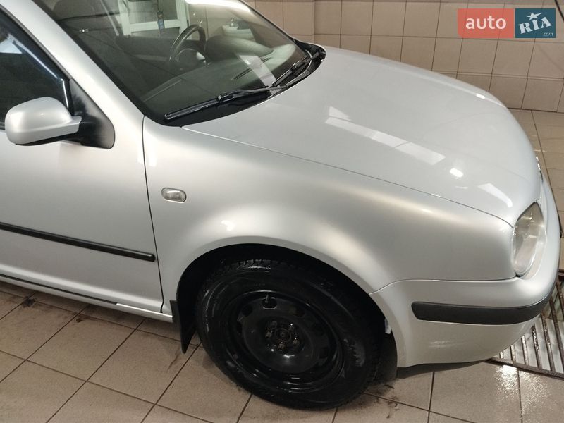 Хэтчбек Volkswagen Golf 1998 в Бершади