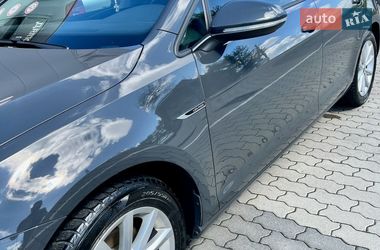Універсал Volkswagen Golf 2015 в Ужгороді