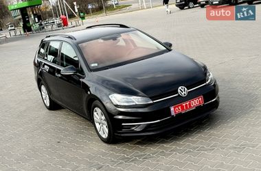 Универсал Volkswagen Golf 2019 в Луцке