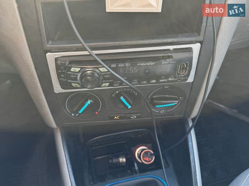 Универсал Volkswagen Golf 2001 в Львове