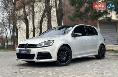 Хетчбек Volkswagen Golf 2011 в Дніпрі