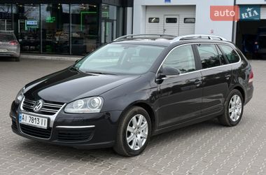 Універсал Volkswagen Golf 2008 в Києві