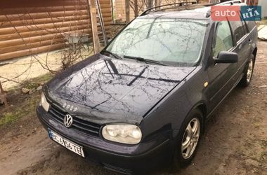 Универсал Volkswagen Golf 1999 в Каменке-Бугской