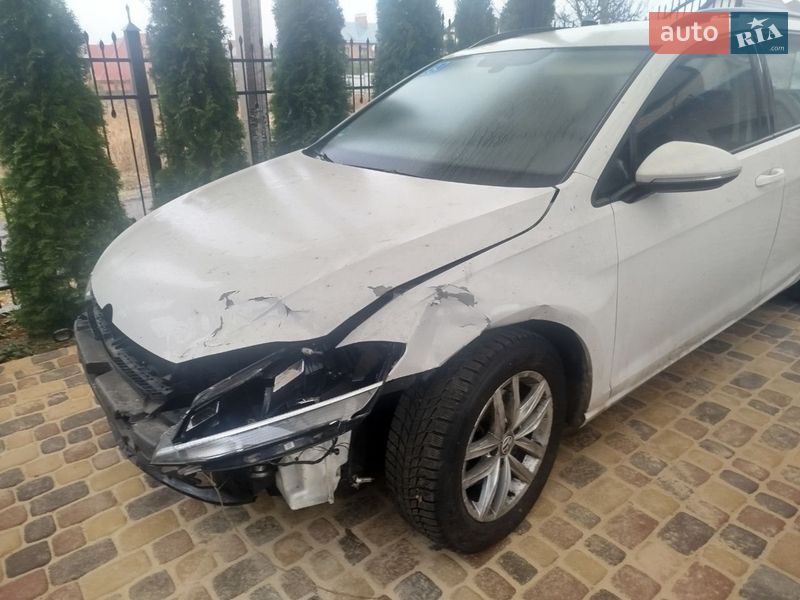 Универсал Volkswagen Golf 2019 в Луцке