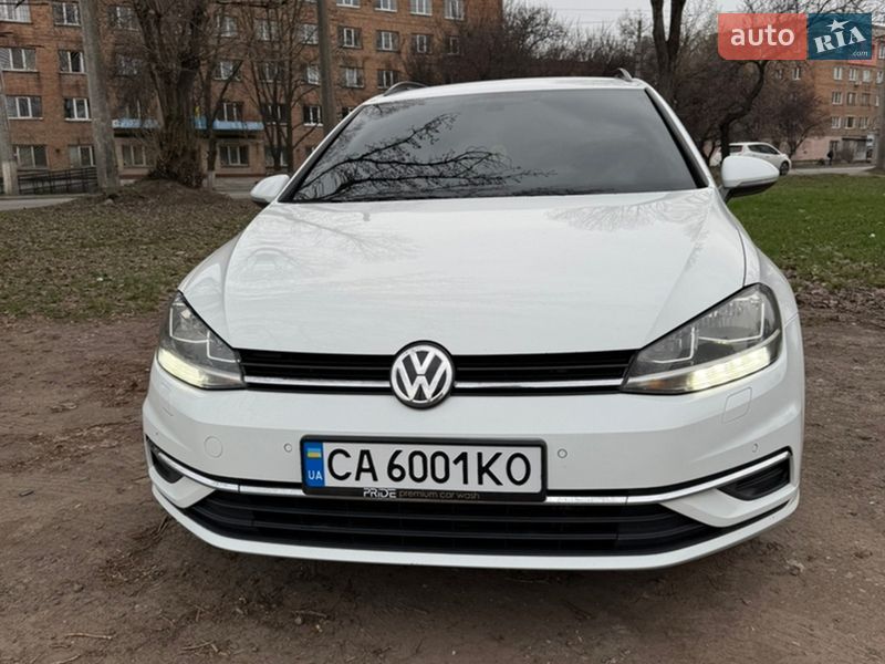 Универсал Volkswagen Golf 2017 в Черкассах