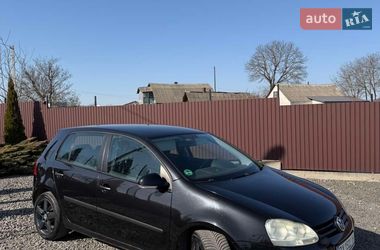Хэтчбек Volkswagen Golf 2004 в Хмельницком