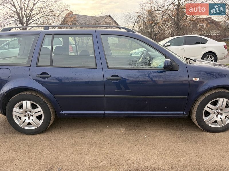 Универсал Volkswagen Golf 2002 в Луцке