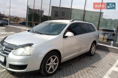 Универсал Volkswagen Golf 2008 в Ровно