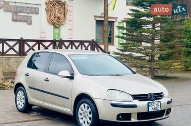 Хетчбек Volkswagen Golf 2005 в Львові