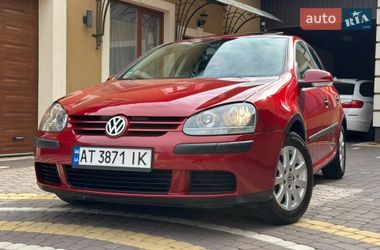 Хэтчбек Volkswagen Golf 2003 в Косове