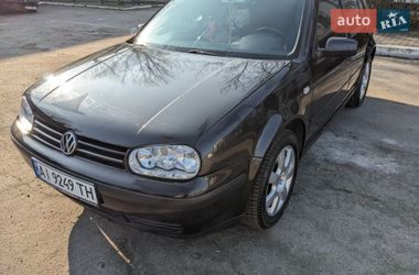 Хэтчбек Volkswagen Golf 2002 в Киеве