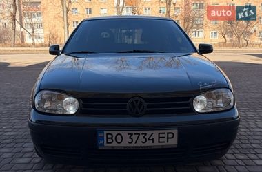 Хэтчбек Volkswagen Golf 2002 в Чорткове