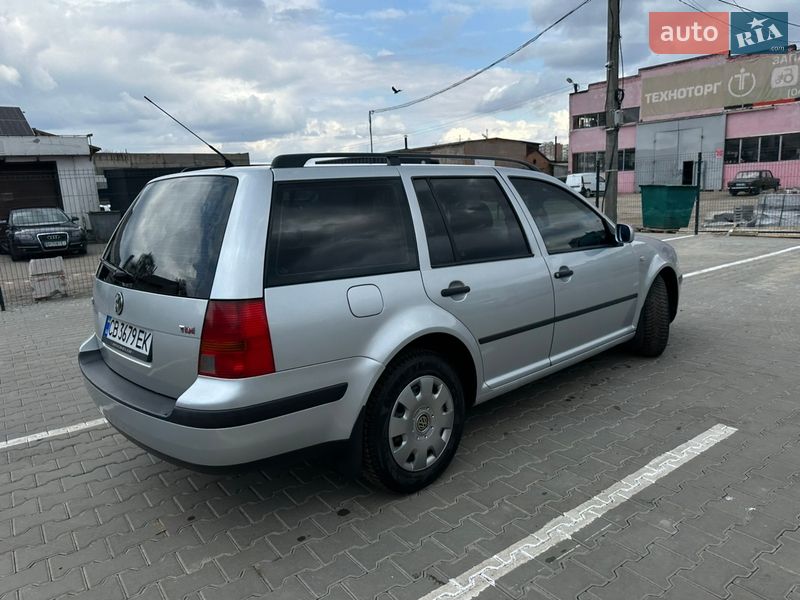 Универсал Volkswagen Golf 2001 в Нежине