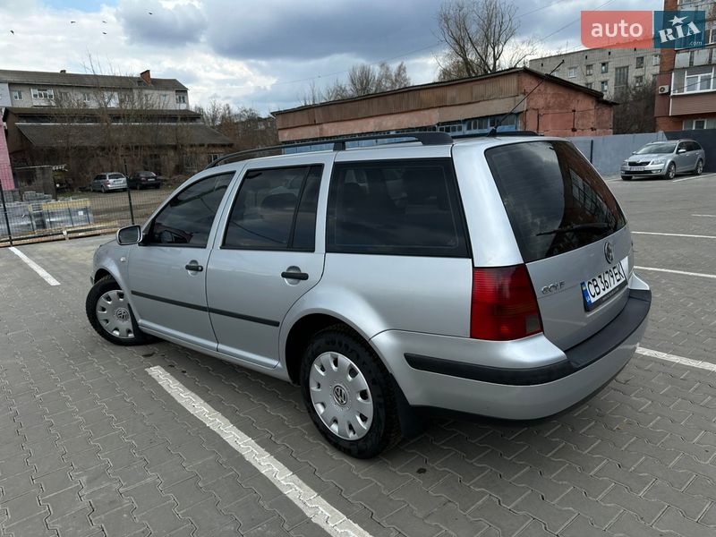 Универсал Volkswagen Golf 2001 в Нежине