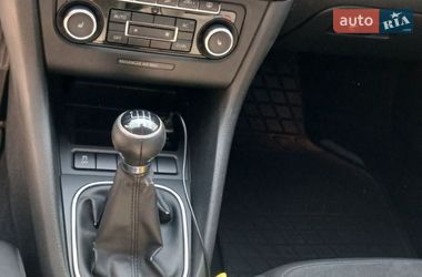 Хэтчбек Volkswagen Golf 2011 в Харькове