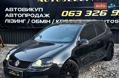 Хэтчбек Volkswagen Golf 2004 в Виннице