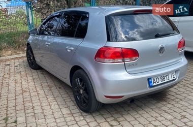 Хетчбек Volkswagen Golf 2010 в Ужгороді