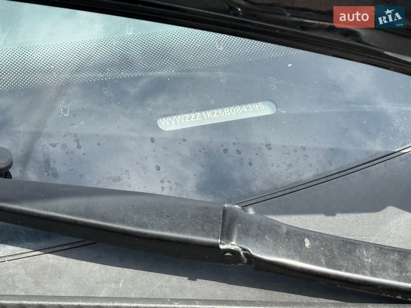 Хэтчбек Volkswagen Golf 2004 в Чернигове