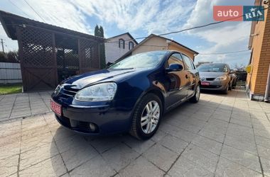 Хэтчбек Volkswagen Golf 2006 в Чернигове