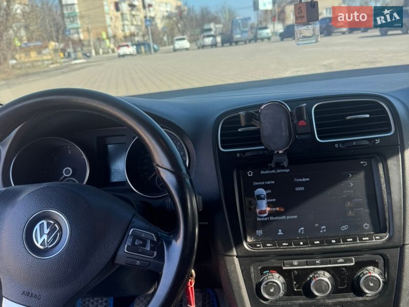 Универсал Volkswagen Golf 2010 в Гайсине