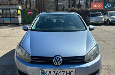 Хетчбек Volkswagen Golf 2010 в Києві