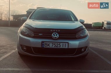 Хетчбек Volkswagen Golf 2009 в Шептицькому