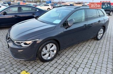 Универсал Volkswagen Golf 2022 в Черновцах