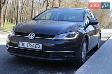 Універсал Volkswagen Golf 2020 в Чорткові