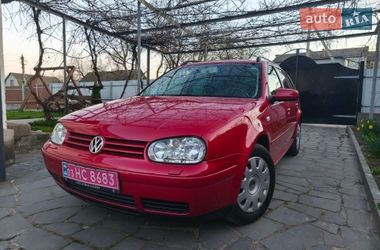 Універсал Volkswagen Golf 2003 в Радомишлі