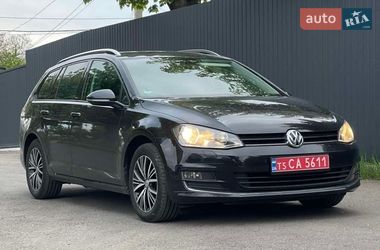 Універсал Volkswagen Golf 2017 в Львові