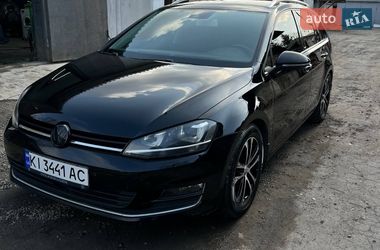 Универсал Volkswagen Golf 2016 в Киеве