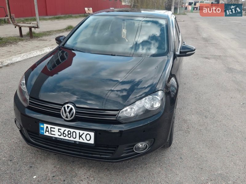 Хэтчбек Volkswagen Golf 2012 в Никополе