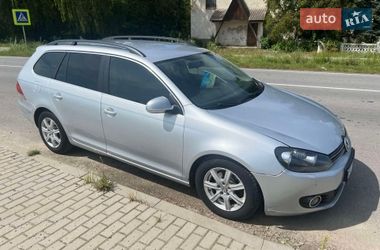 Универсал Volkswagen Golf 2011 в Самборе