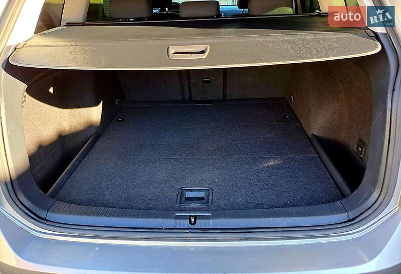 Универсал Volkswagen Golf 2015 в Киеве