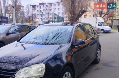 Хетчбек Volkswagen Golf 2006 в Дніпрі