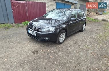 Хэтчбек Volkswagen Golf 2011 в Умани