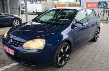 Хетчбек Volkswagen Golf 2006 в Луцьку