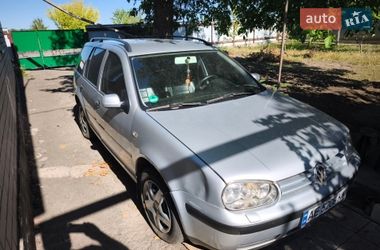 Универсал Volkswagen Golf 2001 в Днепре