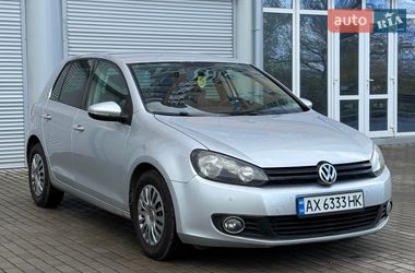 Хетчбек Volkswagen Golf 2010 в Харкові