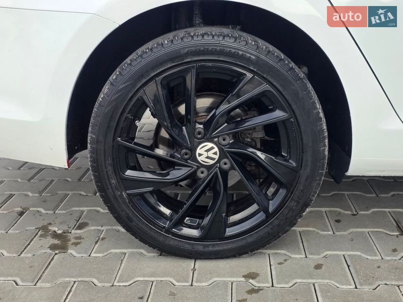 Универсал Volkswagen Golf 2014 в Тернополе