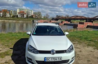 Універсал Volkswagen Golf 2016 в Дрогобичі
