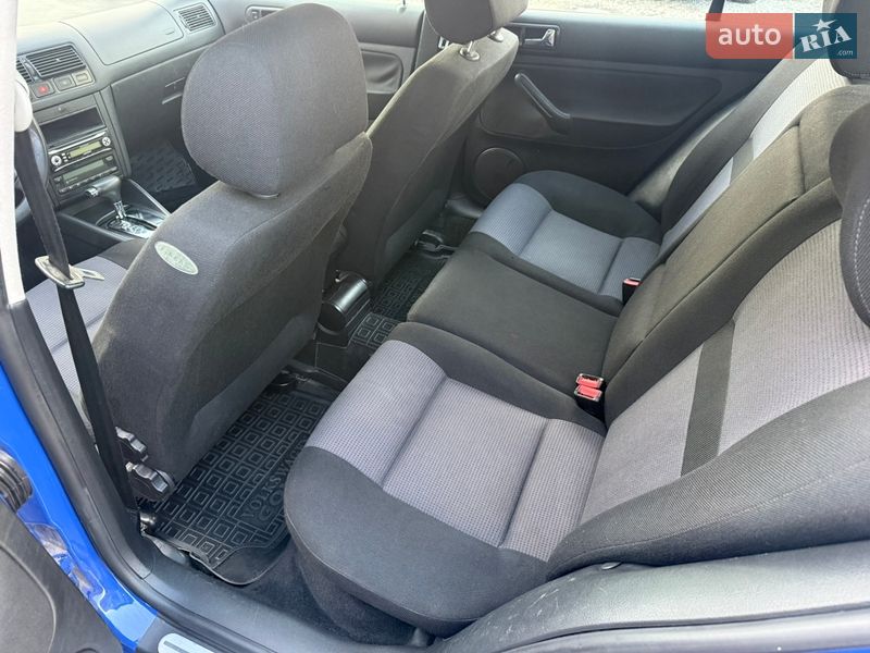 Хэтчбек Volkswagen Golf 2000 в Нежине