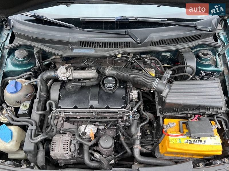 Универсал Volkswagen Golf 2002 в Шептицькому