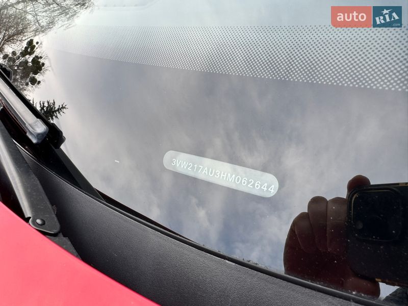 Хэтчбек Volkswagen Golf 2017 в Кропивницком